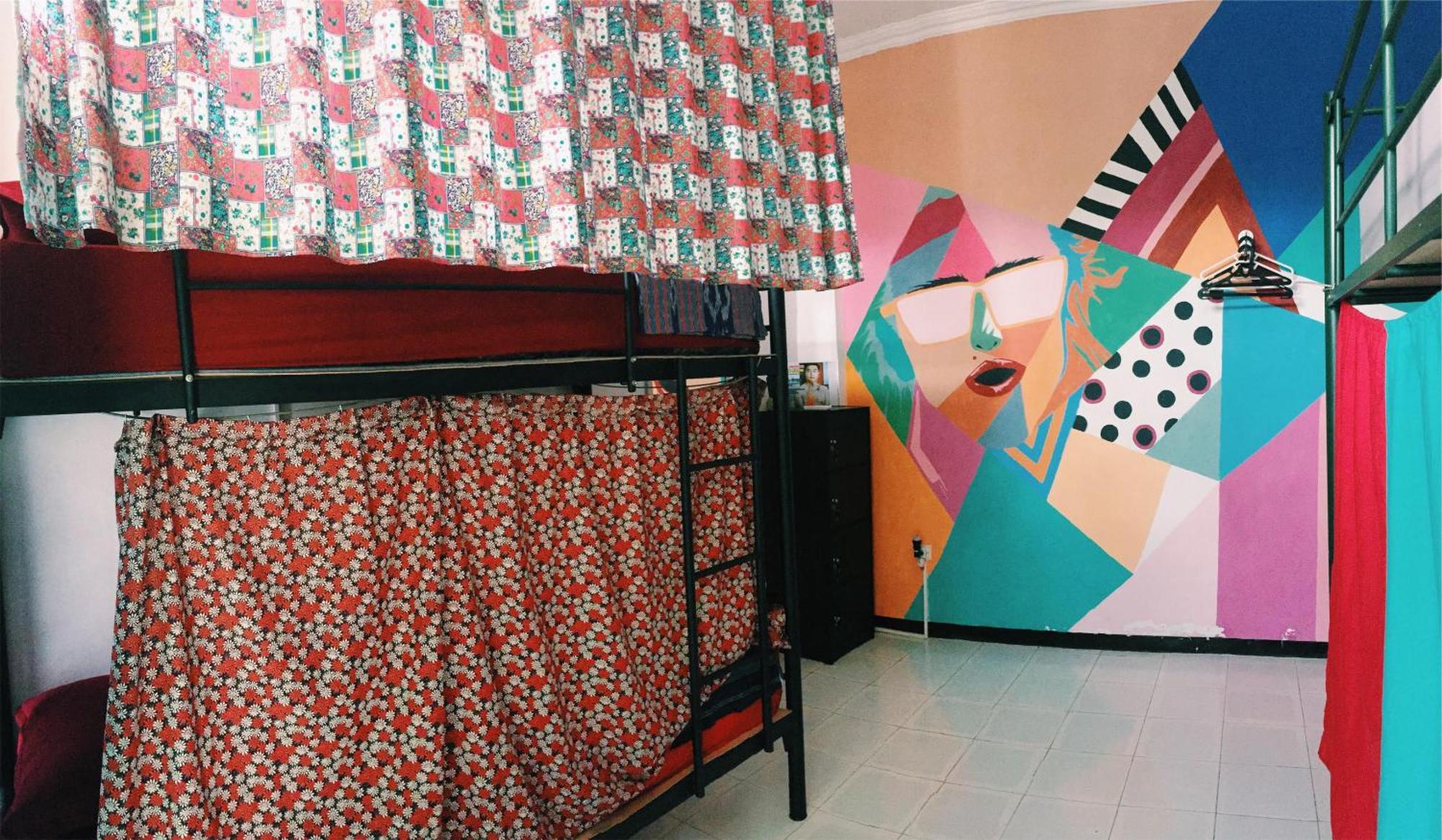 Hati Hati Albergue Yogyakarta Exterior foto