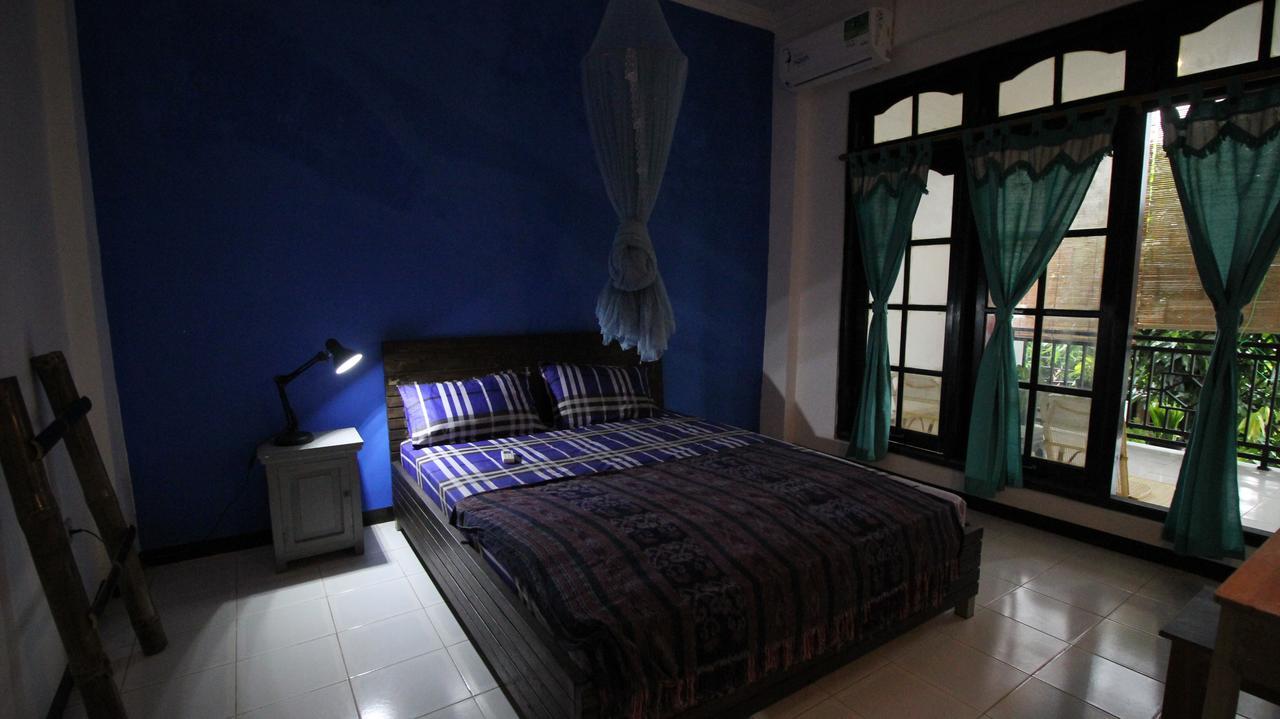 Hati Hati Albergue Yogyakarta Exterior foto