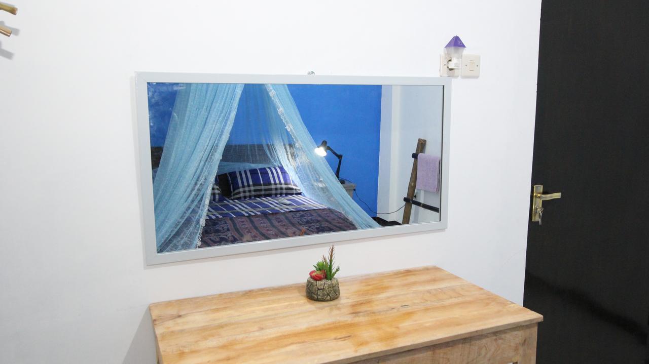 Hati Hati Albergue Yogyakarta Exterior foto