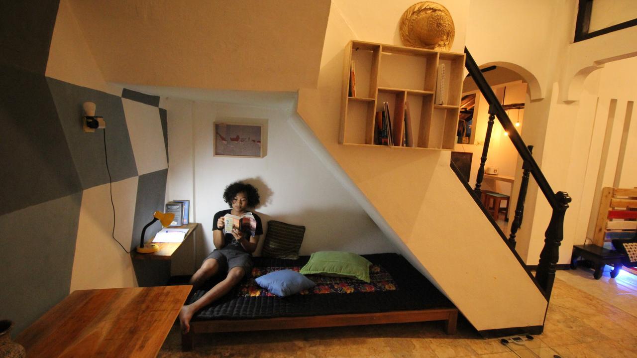 Hati Hati Albergue Yogyakarta Exterior foto