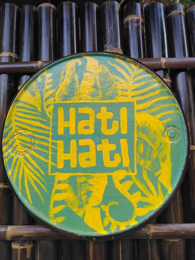 Hati Hati Albergue Yogyakarta Exterior foto